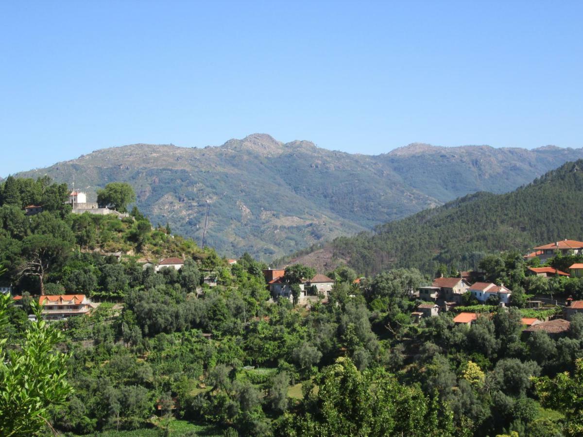 Casa De Casarelhos - Vistas Rio, Campo E Montanha - Lareira Apartment Geres Luaran gambar