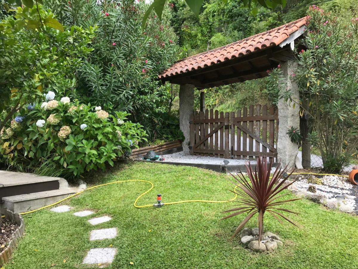 Casa De Casarelhos - Vistas Rio, Campo E Montanha - Lareira Apartment Geres Luaran gambar